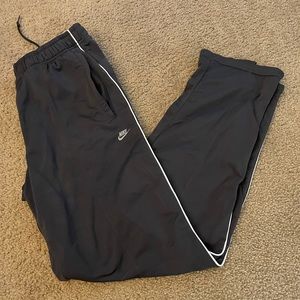 nike windbreaker sweats